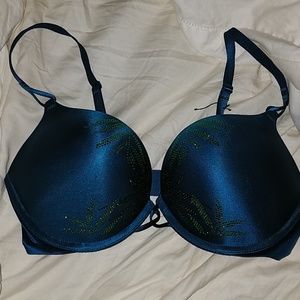 Victoria's Secret Bombshell 34C bra ADD 2 CUPS